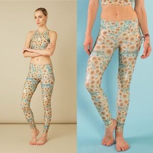 Teeki Sunflowers Hot Pants Large✨ Made in the USA